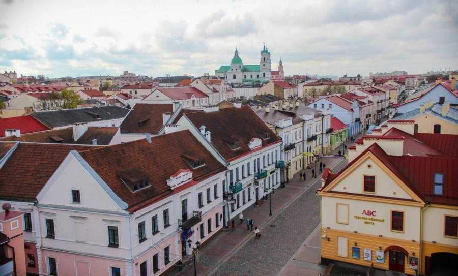 В троллейбусе проехала… история