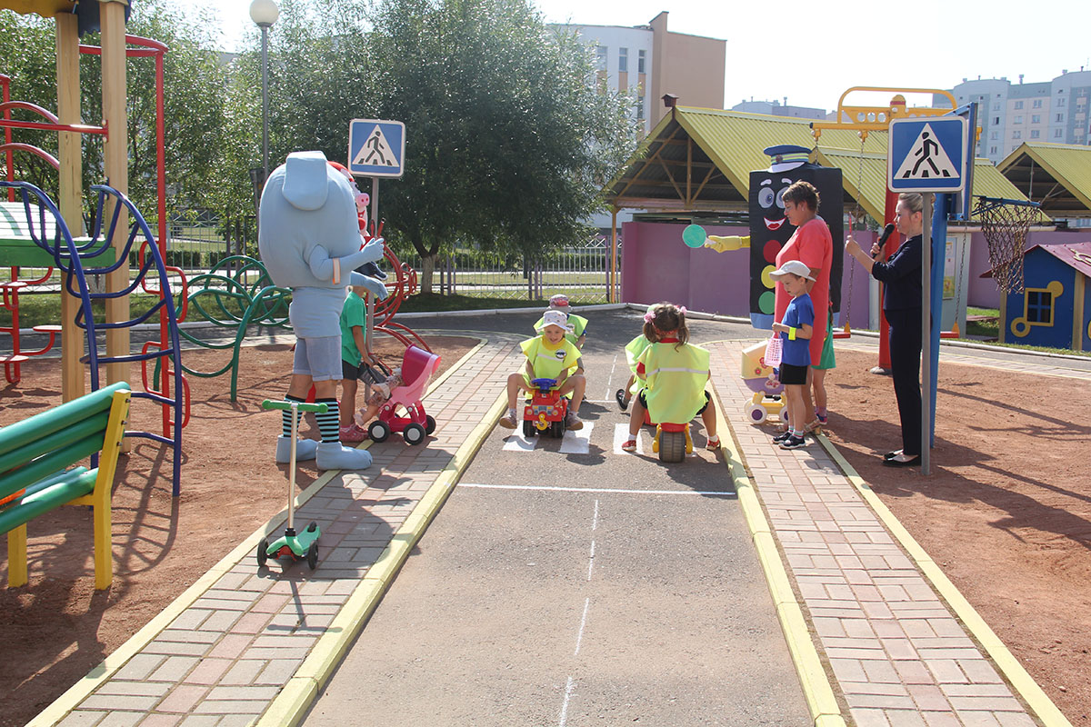 Автогородок для детворы