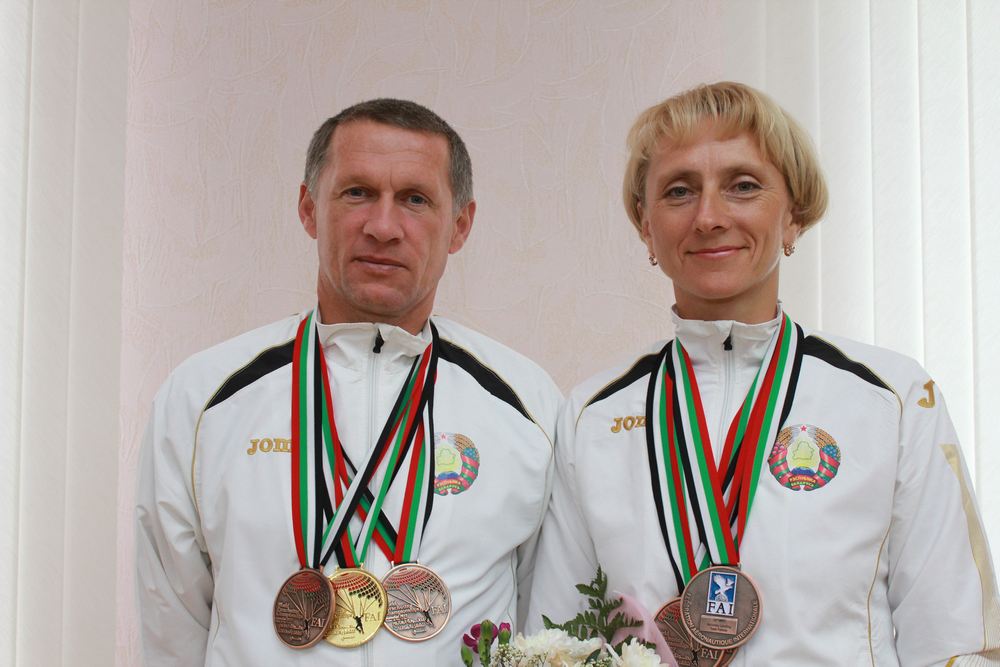 Олег и Оксана ФОМИНЫ – спортивная семья парашютистов